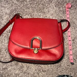 MICHAEL Michael Kors Red Crossbody Bag with Flap Closure and Gold Clasp